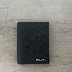 Parade wallet